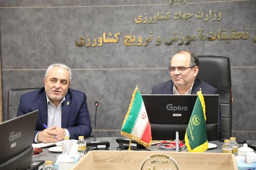 نشست هم‌اندیشی روابط‌عمومی سازمان تات و مؤسسه آموزش و ترویج